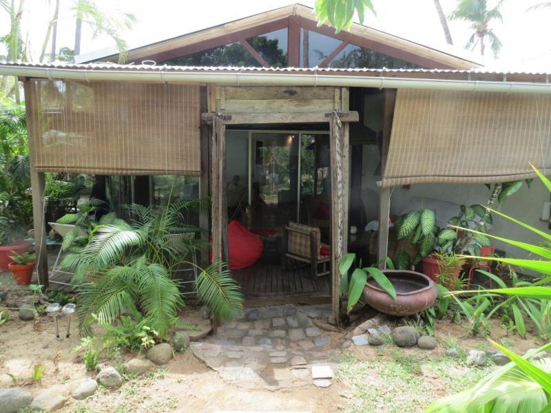 Villa De Charme Proche Plage Et Lagon La Saline Les Bains Exterior photo